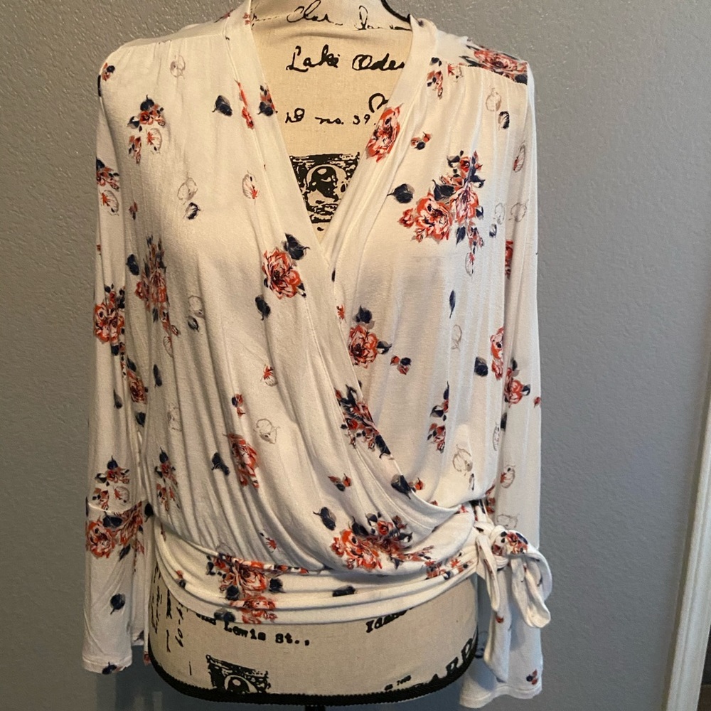 Abercrombie and Fitch top